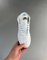 AIR “Jordan 1”